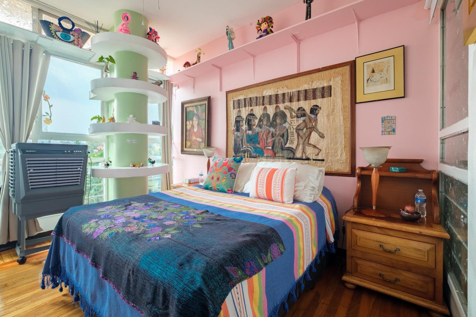 Casa Itzae B&b- Lincoln Park Bed and breakfast